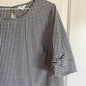 Crown & Ivy Gingham top with bow sleeves